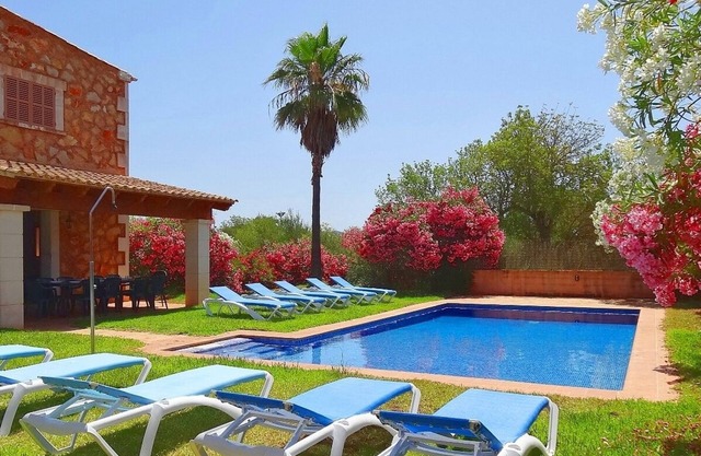 Newly Built Country House in a secluded location with A/C and Private Pool close to Es Trenc!
