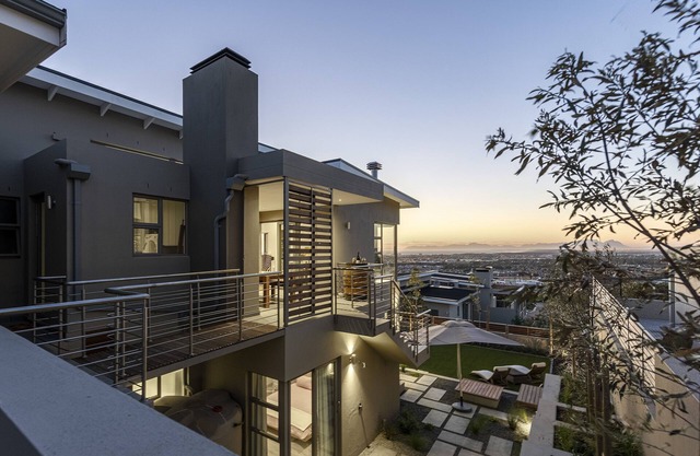 Newly built luxury villa in Somerset West (ready for occupancy 1 December 2019)