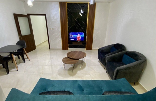 Newly furnished apartment with private entrance.