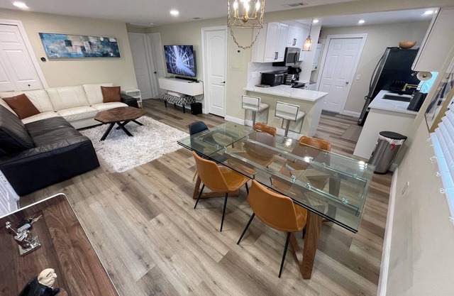Newly Remodeled Luxe Retreat