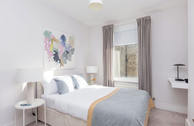 Newly renovated large 4-5 bedroom house