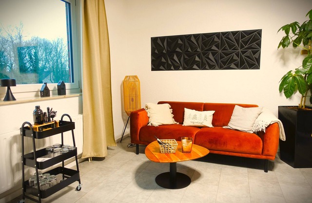 Newly renovated vacation apartment in Duisburg South - near the trade fair and Düsseldorf Airport