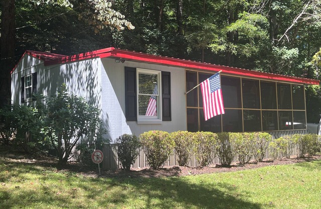 Next to Heaven on Earth in Kibler Valley!