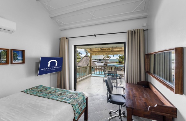 nGrand Sahāna 5 | Private Office & Balcony | Work from Paradise