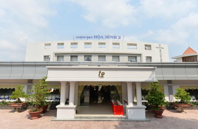 Nhà Hàng Khách Sạn Hòa Bình 2