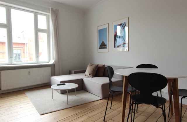 Nice 1-bed in a cosy neighborhood - 261
