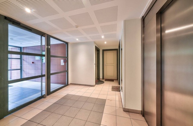 Nice 2 Bdr in Rosny-sous-Bois