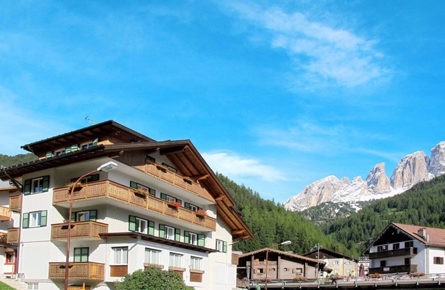 Nice apartment for 9 guests with WIFI, TV and balcony