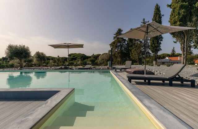 Nice apartment in villa for 4 people with A/C, WIFI, pool, TV and terrace