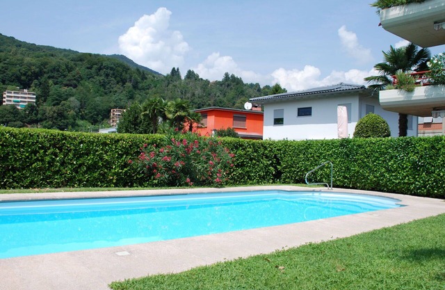 Nice apartment for 4 people with pool, WIFI, TV, patio and pets allowed