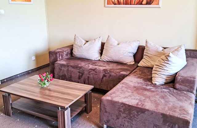 Nice apartment for 4 guests with WIFI, TV and balcony