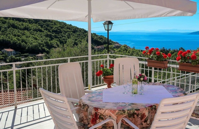 Nice apartment for 4 guests with A/C, WIFI, TV and terrace