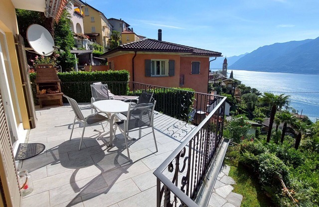 Nice apartment for 4 guests with TV, terrace and pets allowed
