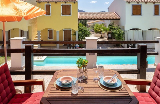 Nice apartment for 4 people with A/C, pool, WIFI, TV, terrace and pets allowed