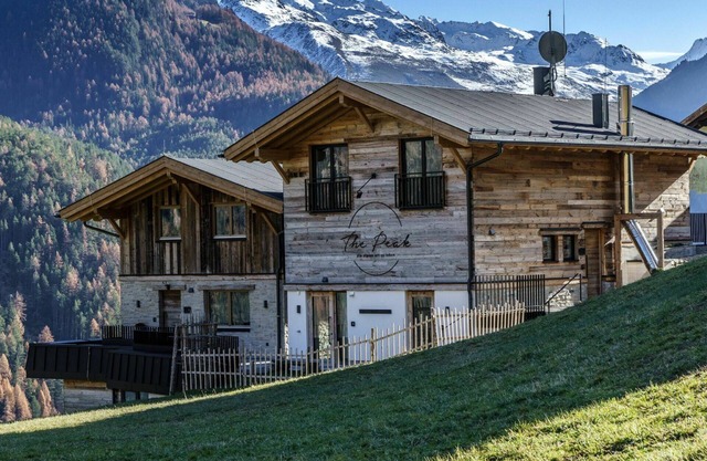 Nice apartment for 4 people with WIFI, TV, balcony and pets allowed