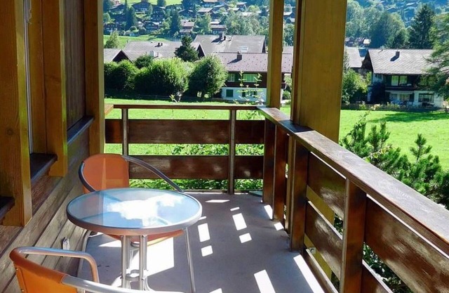Nice apartment for 5 people with WIFI, TV, balcony and pets allowed