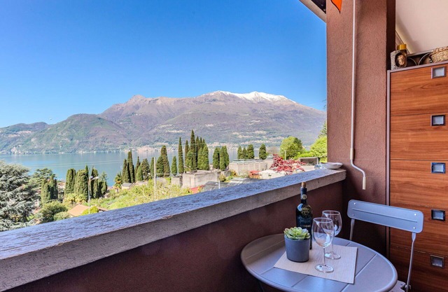 Nice apartment for 6 people with WIFI, TV and balcony