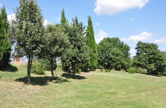 Nice apartment for 6 people with WIFI, pool, TV, patio, pets allowed and panoramic view
