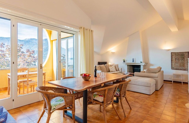 Nice apartment for 6 people with WIFI, pool, TV and balcony