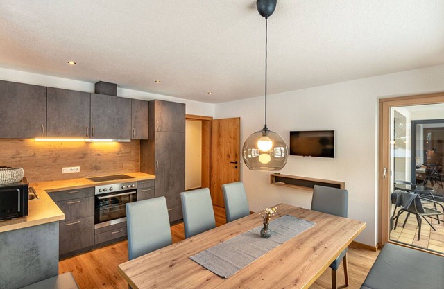 Nice apartment for 8 people with WIFI, TV and balcony