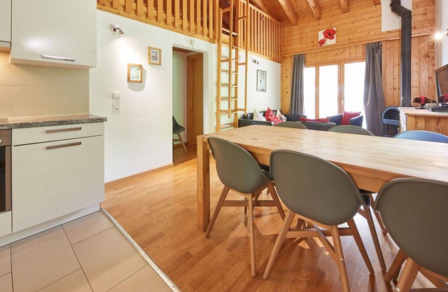Nice apartment for 8 people with WIFI, TV, balcony and pets allowed