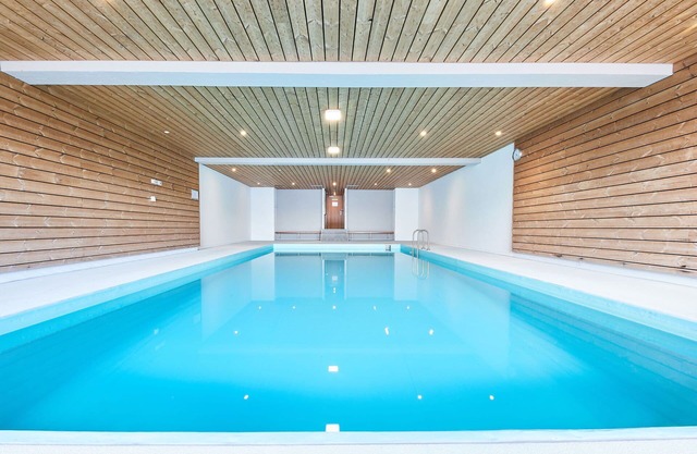 Nice apartment for 4 people with WIFI, pool and balcony