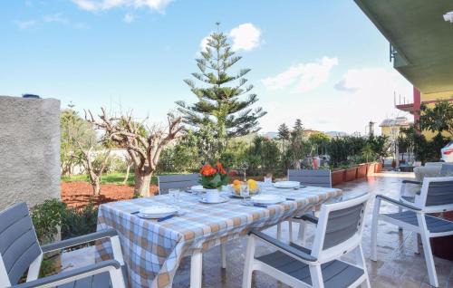 Nice Apartment In Portella Di Mare