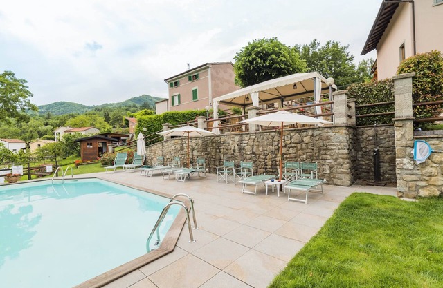 Nice apartment in a small hamlet, swimming pool, jacuzzi and sauna