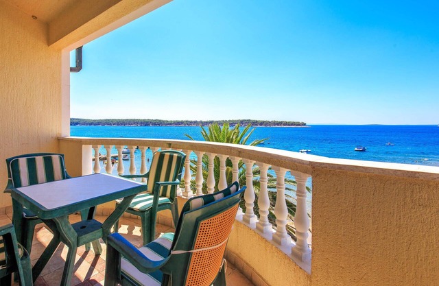 Nice apartment in Banjol
