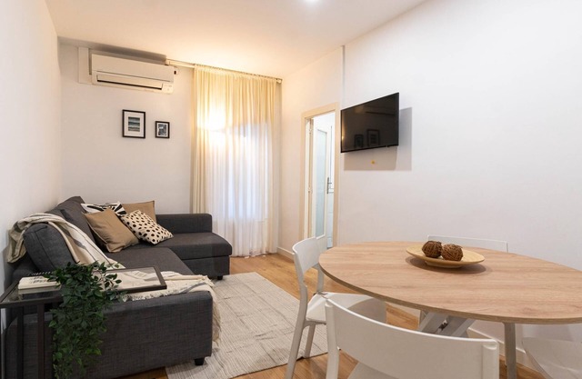 Nice apartment in down town Barcelona