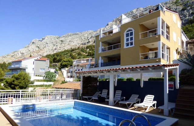 Nice apartment in Mimice with WiFi