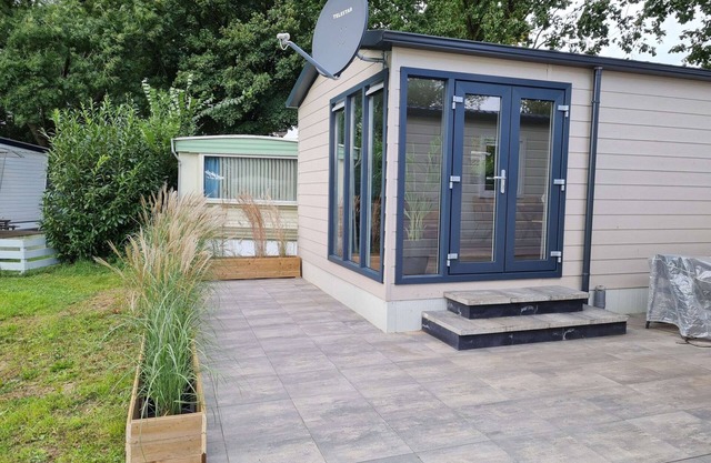 Nice Chalet With Dishwasher in a Holiday Park