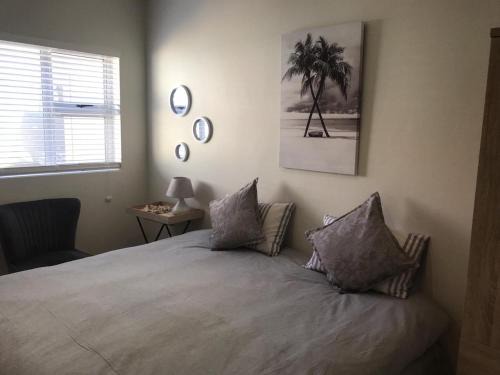 Nice & Cosy in West Beach Cape Town