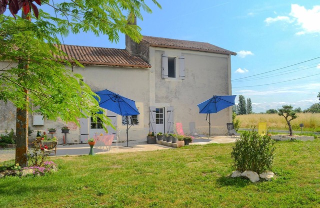 Nice home in Razac-de-saussignac