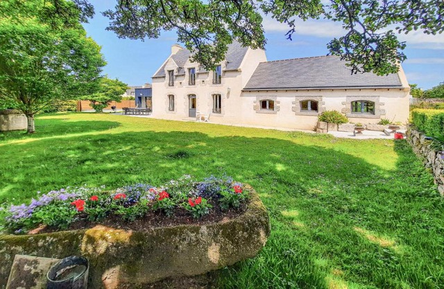 Nice Home In Kerlouan With Wifi