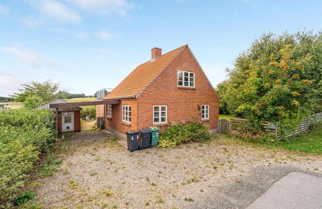 Nice Home In Lemvig With Wifi