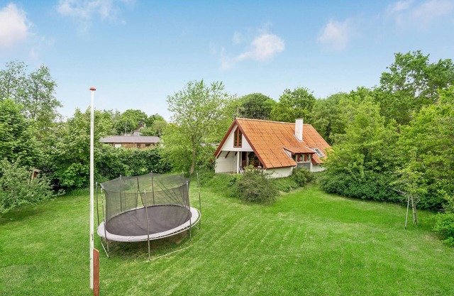 Nice home in Løgstrup with WiFi