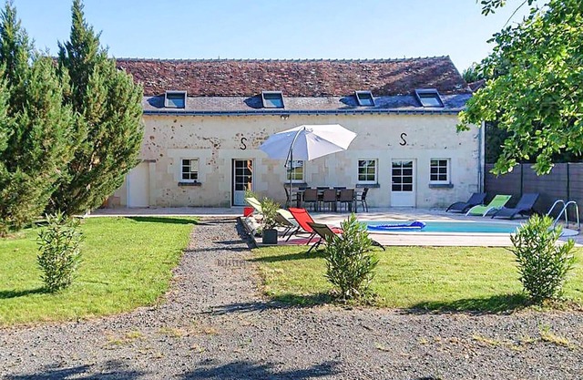 Nice home in Thilouze