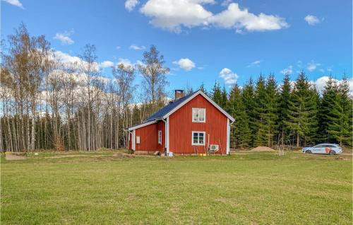 Nice Home In Tjurstorp With Kitchen