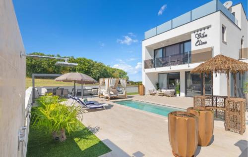 Nice Home In Vrvari With Wifi