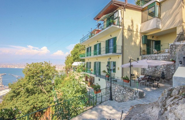 Nice home in C.mmare di Stabia -NA-