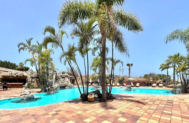 Nice standard apartment front of the ocean, Playa