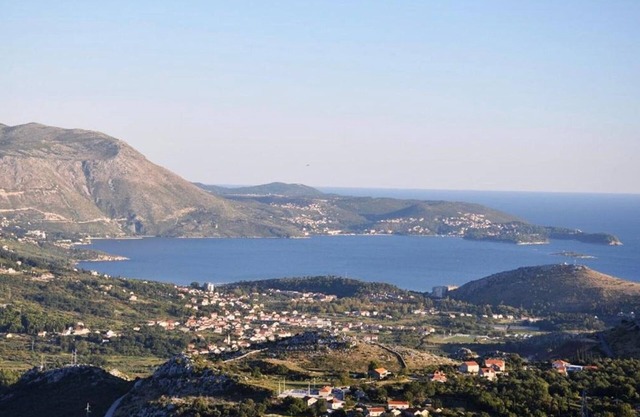 Nice View Apartment - Apartment with Balcony
