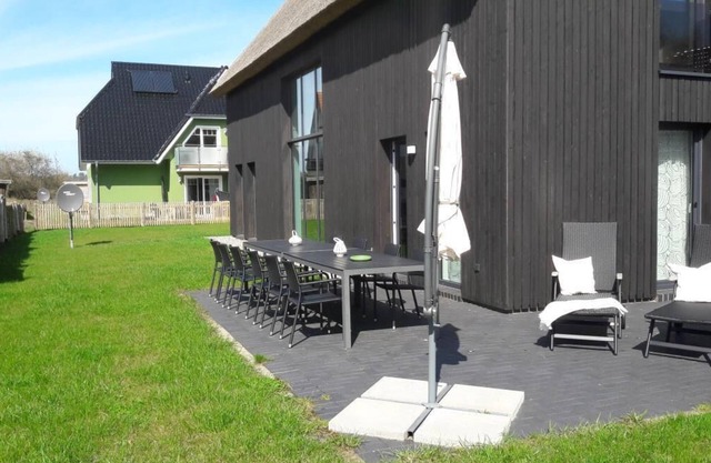 Niege Schueuen - terrace, garden, dogs allowed, barbecue, sun loungers, sauna, fireplace, table football, WLAN