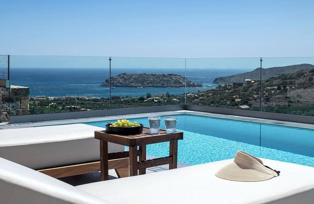 Ninemia Villa Complex in Crete