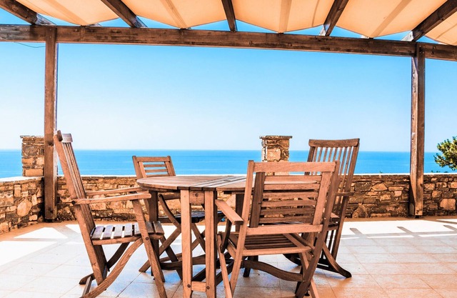 "Nista House" a great Villa with sea view