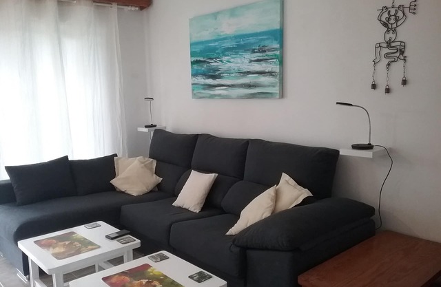 No5A Spacious two bed bungalow,Casas del Sol, Communal pool. Free WiFi. Sky TV,