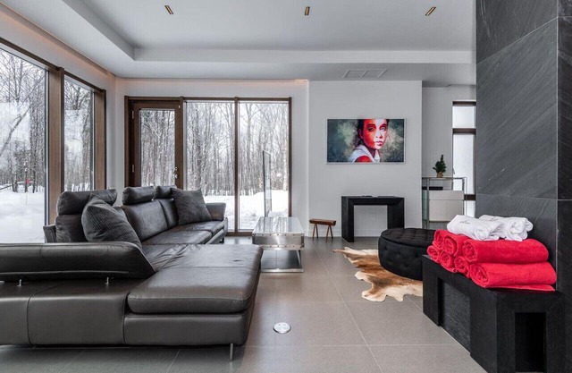 Nordic Lodge Tremblant -5 Bdrs,Hot Tub,Pool Table