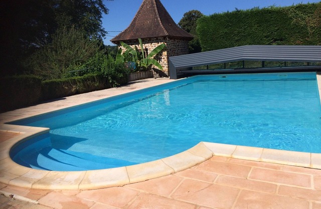 Nougatine bread oven