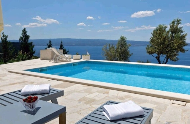Nudists friendly villa with pool and privacy